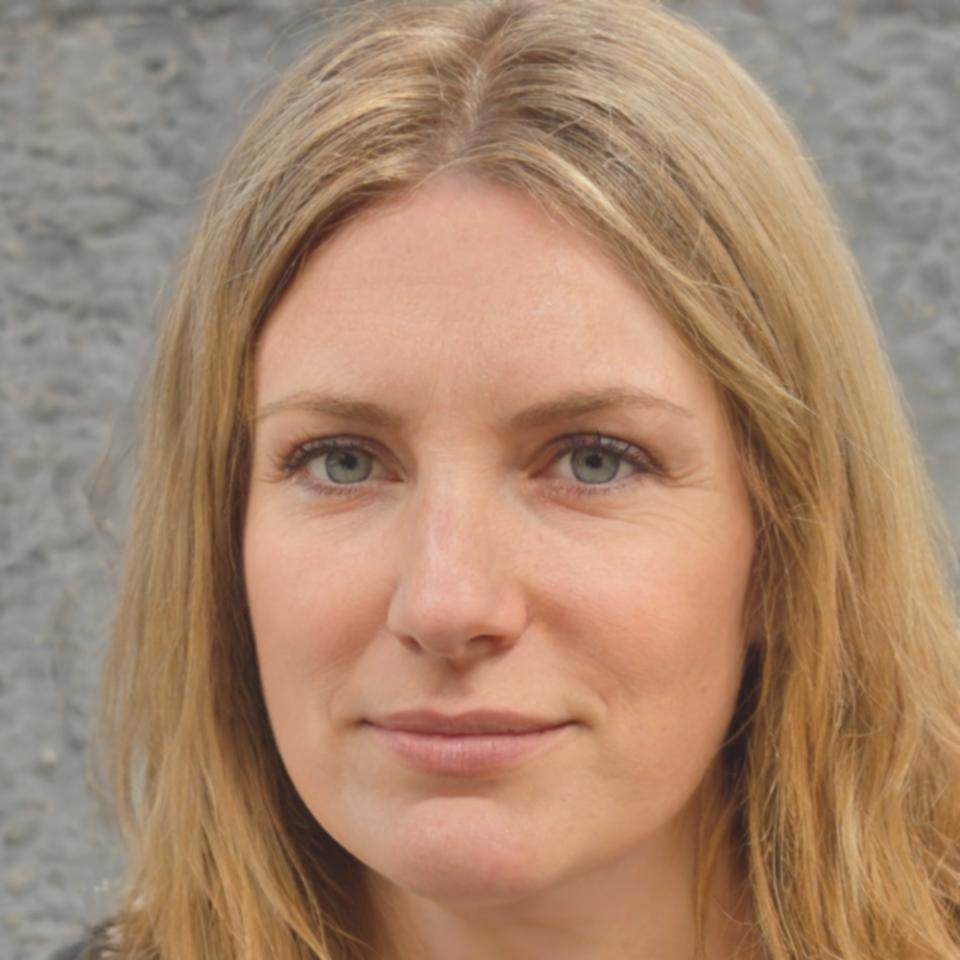Cassandra Thorne, Founder & CEO